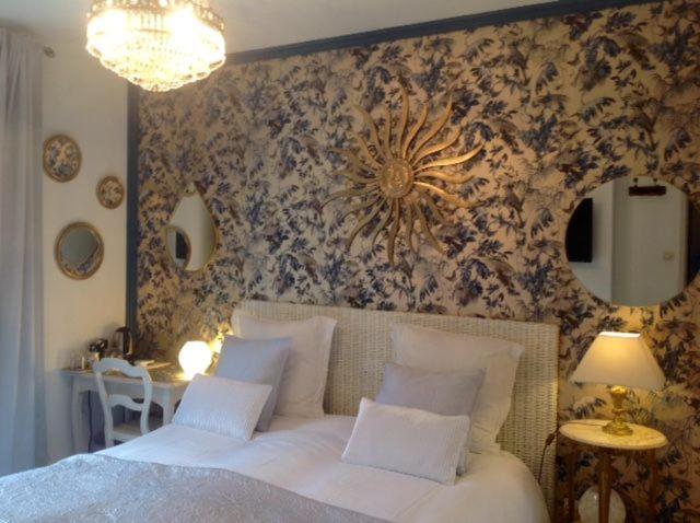 B&B Les Muscades Saint-Étienne-du-Grès 外观 照片